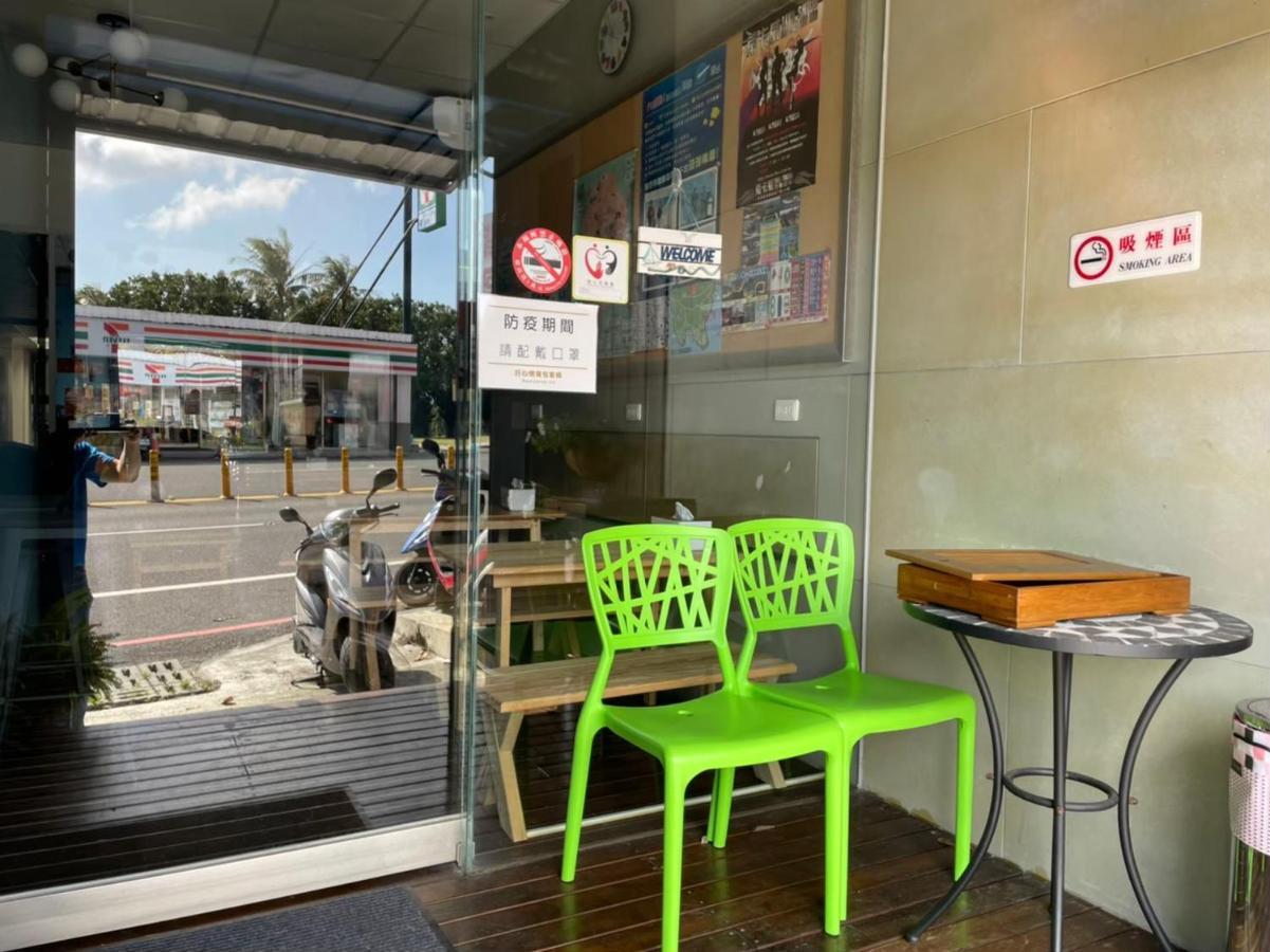 Good Mood Backpacker Hotel Kenting Exterior photo